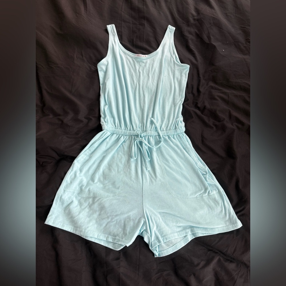 {REORIA} Summer Romper Sleeveless Short Jumpsuits Loose Romper with Pockets